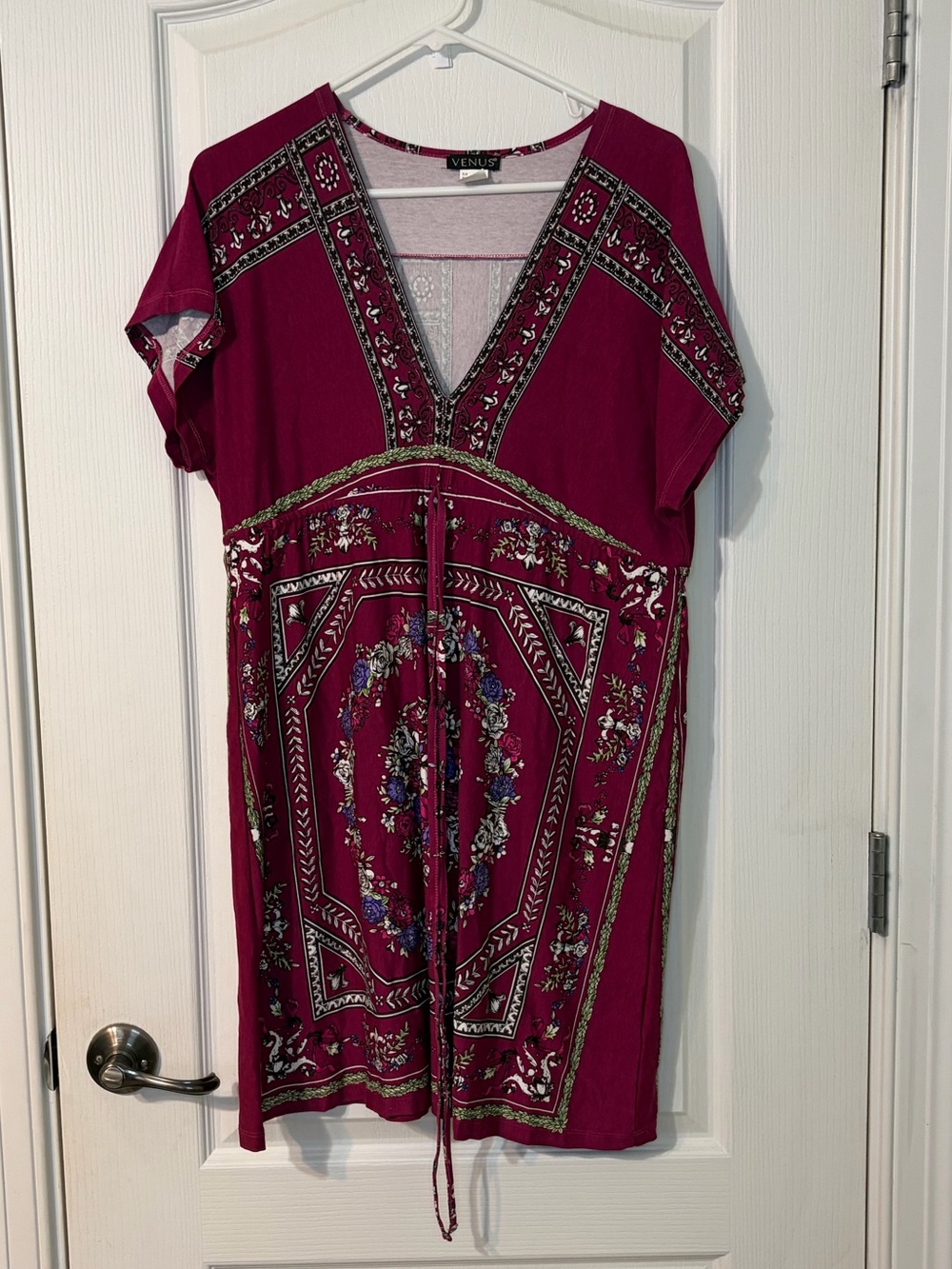 VENUS Magenta Boho V-Neck Tunic with Floral Print